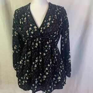Jessica Simpson Black Floral Peasant Top